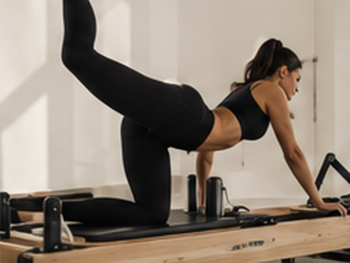 Top workout clothes - Elena Apparel editorial